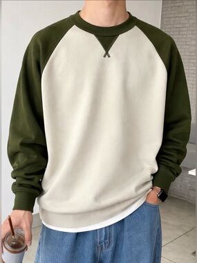Uniqlo Olive Green and Cream Raglan Crewneck Sweatshirt